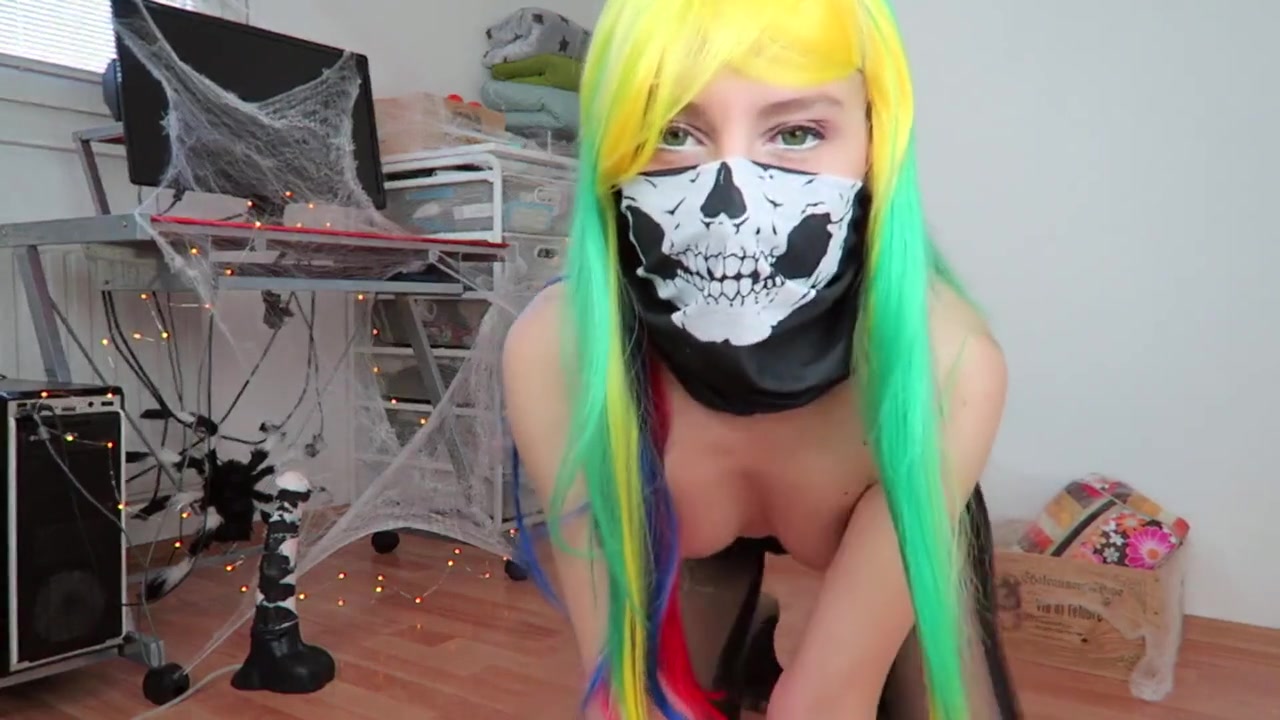 1280px x 720px - Masked girl anal fisting her ass and riding big black dildo in ass